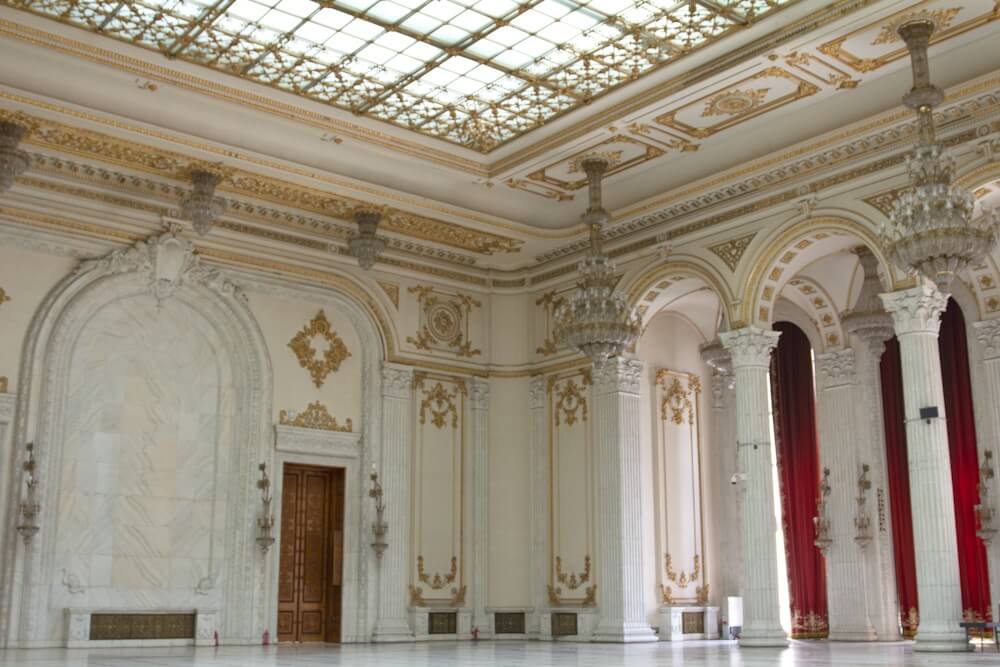 Ballroom in the Palace in Bucharest Ballroom in the Palace in Bucharest