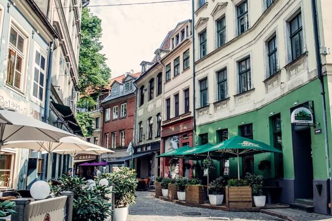 More cafes! More cafes!