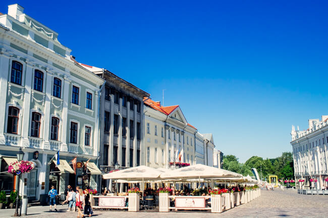 Tartu's Cafe Strip