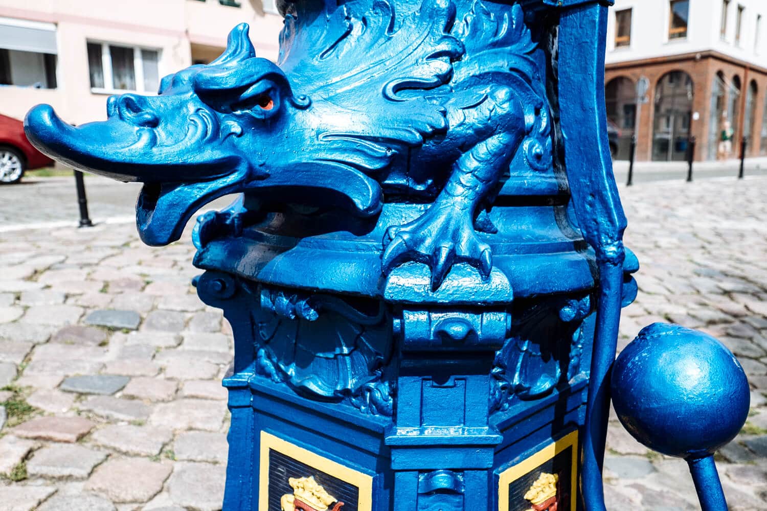 Blue Dragon Water Pump in Szczecin