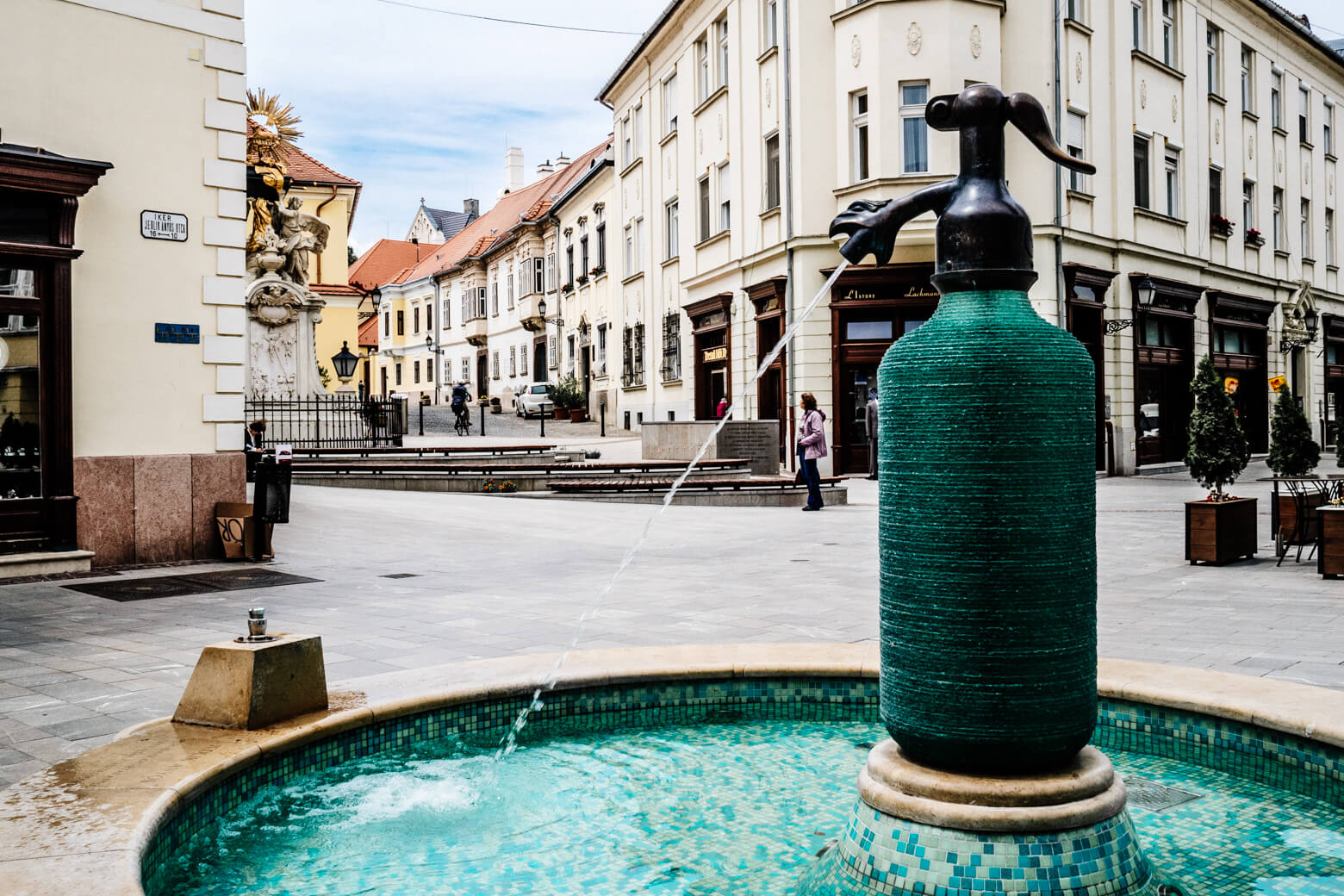 Jedlik Soda Water Fountain